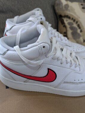 Women’s Nike Court Vision Mid 'White Flash Crimson Pink CD5436-102 Size 7